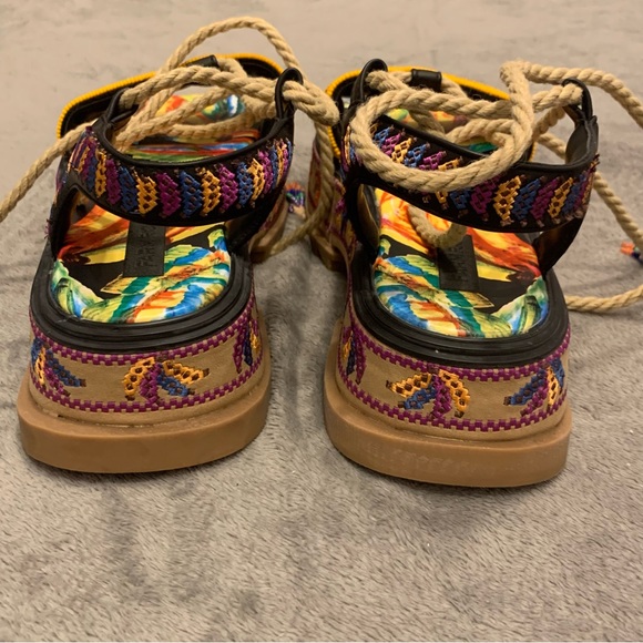 Size 11 Farm Rio Beaded Banana Platform Sandal - Picture 3 of 9